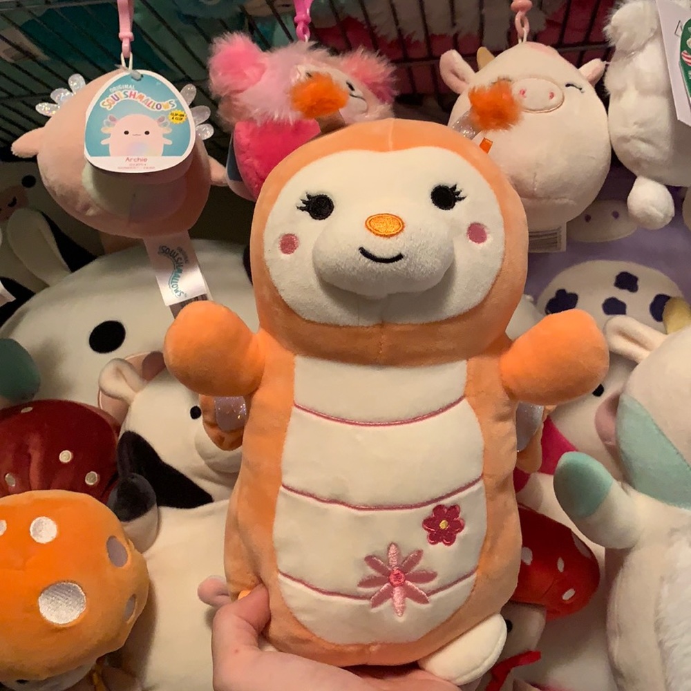 balia 10” hugmee squishmallow